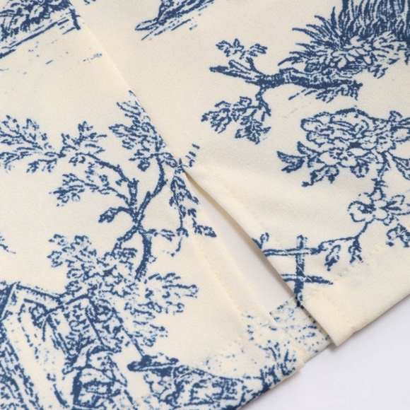 Cute set: printed body suit and matching mini skirt - Picture 12 of 16